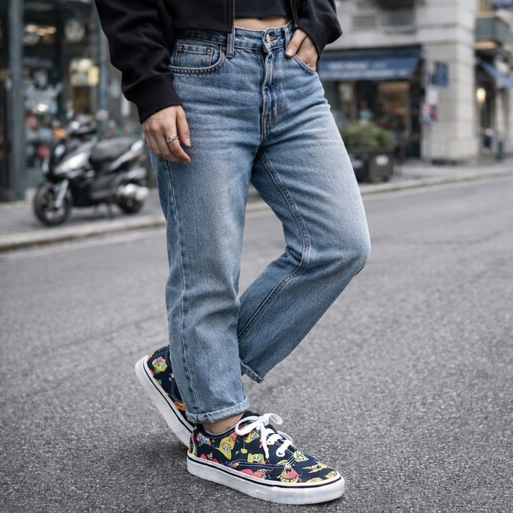 Vans x SpongeBob AlohaBob ComfyCush Sneakers 7.5 Women Or 6 Men LIKE NEW